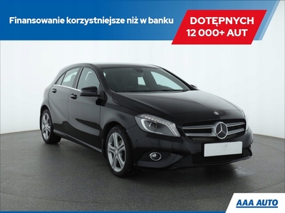 Mercedes Klasa A W176 Hatchback 5d 1.5 180 CDI BlueEFFICIENCY 109KM 2014