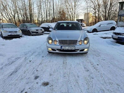 Mercedes Klasa E W211 Sedan W211 2.1 (220 CDI) 150KM 2005