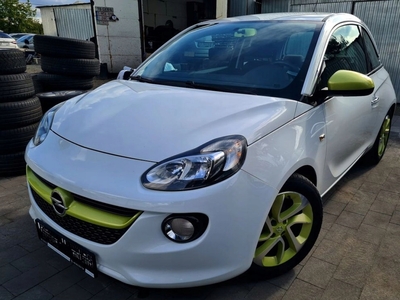 Opel Adam Hatchback 1.4 87KM 2013