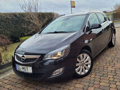 Opel Astra J Hatchback 5d 1.4 Twinport ECOTEC 100KM 2010