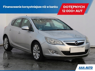 Opel Astra J Hatchback 5d 1.6 Twinport ECOTEC 115KM 2010