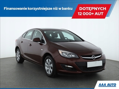 Opel Astra J Sedan 1.4 Turbo ECOTEC 140KM 2018