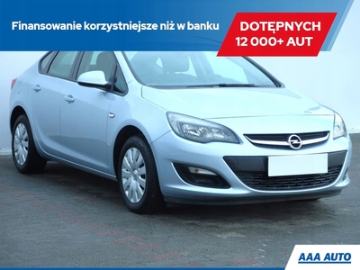 Opel Astra J Sedan 1.6 Twinport ECOTEC 115KM 2016