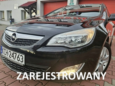 Opel Astra J Sports Tourer 1.7 CDTI ECOTEC 125KM 2011