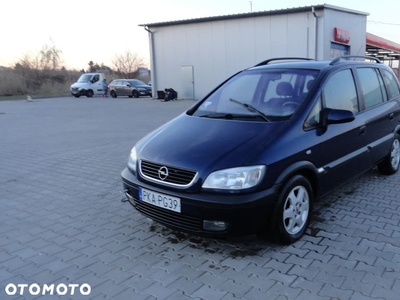 Opel Zafira 1.8 16V Elegance