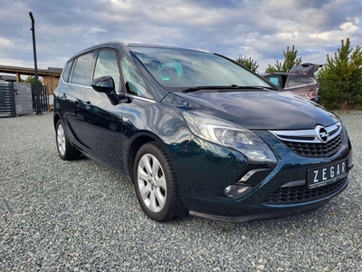 Opel Zafira C 2015