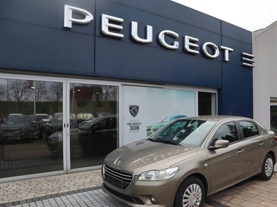 Peugeot 301 Sedan 1.2 PureTech 72KM 2015