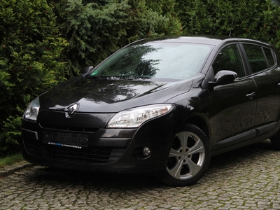 Renault Megane III Hatchback 1.6 16v 110KM 2009