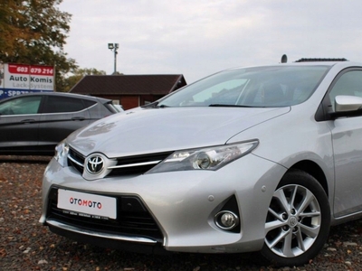 Toyota Auris II Hatchback 5d Dual VVT-i 100 99KM 2013