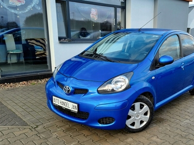 Toyota Aygo I Hatchback 3d 1.0 VVT-i 68KM 2011