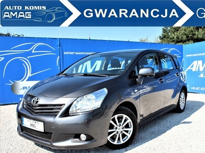 Toyota Verso Minivan 2.0 D-4D 126KM 2011