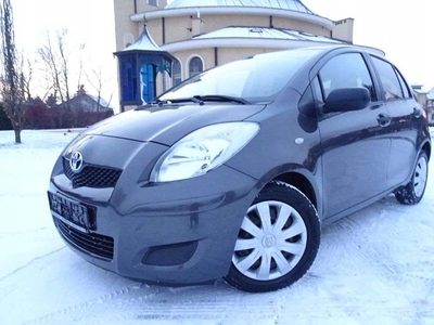 Toyota Yaris II Hatchback 5d 1.33 Dual VVT-i 101KM 2009