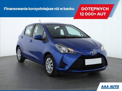 Toyota Yaris III Hatchback 5d Facelifting 2017 1.0 VVT-i 72KM 2019