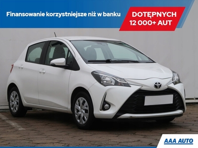 Toyota Yaris III Hatchback 5d Facelifting 2017 1.5 Dual VVT-iE 111KM 2017