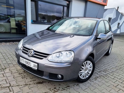 Volkswagen Golf V Hatchback 1.6 FSI 115KM 2007