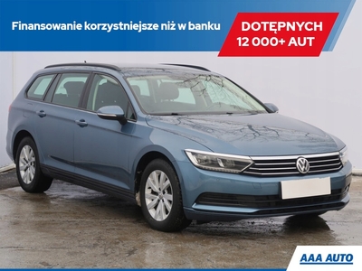 Volkswagen Passat B8 Variant 1.4 TSI BlueMotion Technology 125KM 2018