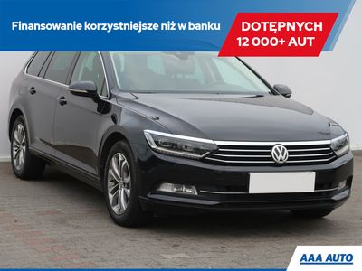 Volkswagen Passat B8 Variant 2.0 TDI BlueMotion SCR 150KM 2017