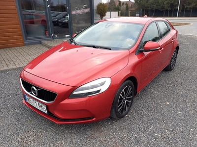 Volvo V40 II Hatchback Facelifting 2.0 D3 150KM 2019