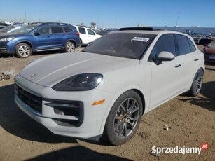 2024 PORSCHE CAYENNE S