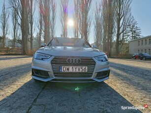 AUDI A4 2.0 tfsi S-Line Quatro s-tronic