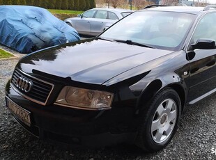 Audi A6 Avant 4.2 Quattro V8 40V