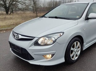 Hyundai i30 1,6 CRDI LIFT z Niemiec 2010r