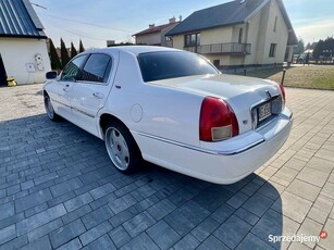 Lincoln Town Car 2007 luksusowa limuzyna