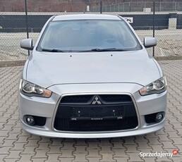 Mitsubishi Lancer 2010r