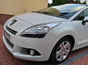 PEUGEOT 5008 2.0 HDi 150KM 2013 Biała