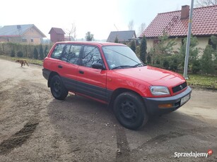 Piękna toyota rav 4