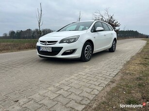 Sprzedam Opel Astra J 1,7 CDTI