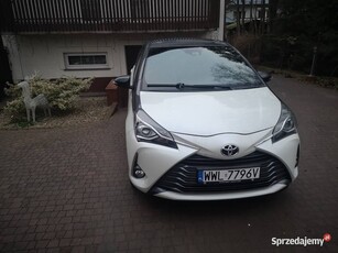 Toyota Yaris biała perła Y20