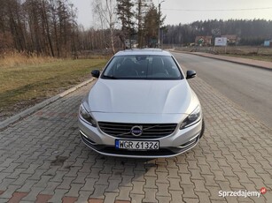 Volvo S60 2gen T5