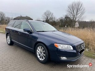 volvo v70 13r. 2.0 D kombi automat