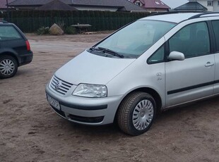 VW Sharan 19 TDI 7 osobowy