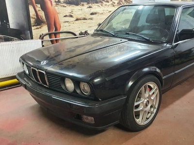 BMW e30 316 ABS Wspomaganie Alufelgi 17BBS Hamulce 4tłoczkowe