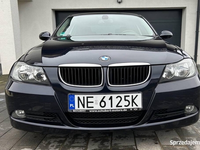 E90