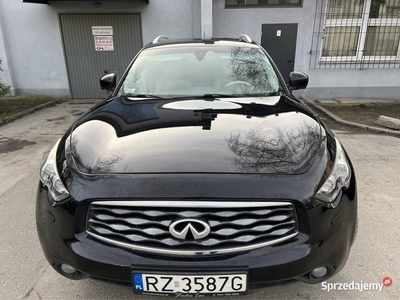 Infiniti FX salon Polska