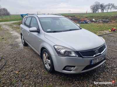 KIA CEED 1.6 CRDI 2012r. KOMBI