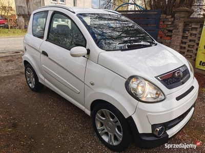 MICROCAR M.GO 2010r, 4 os. 21KM automat benzyna Kat B1, L7e