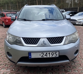 Mitsubishi Outlander II Udokumentowany przebieg - 4x4 Dobrze wyposażony