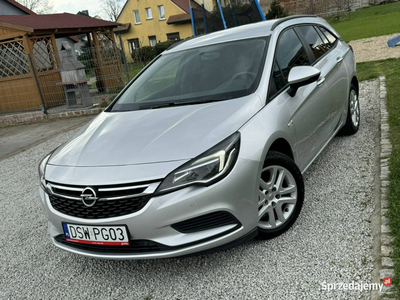 Opel Astra 1.6 CDTI 110KM - Nawigacja, Grzana kierownica, T…
