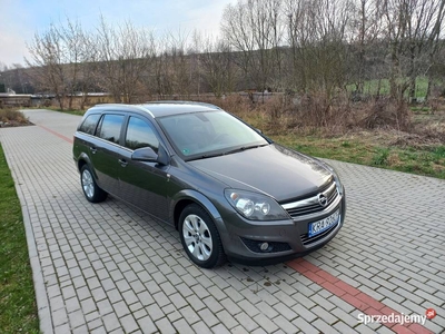 Opel Astra III Kombi 1.6 Benzyna