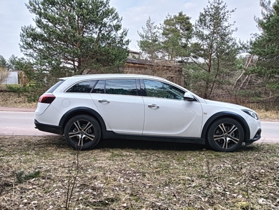 Opel Insignia II Country tourer