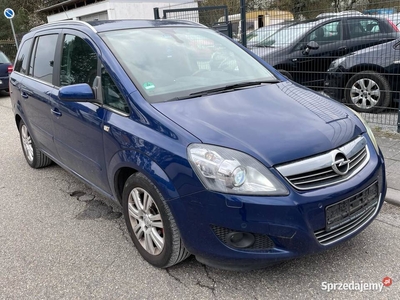 Opel zafira B lift 1.6#Cosmo#7osob#skora#grzane fotele#xenon