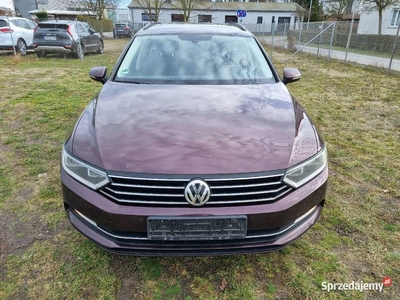 Passat.1.4 benzyna 125 ps. Automatyk.