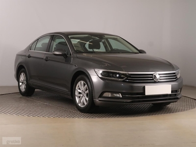 Volkswagen Passat B8 , Salon Polska, Serwis ASO, Navi, Klimatronic, Tempomat,