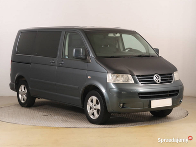 VW Multivan 2.5 TDI