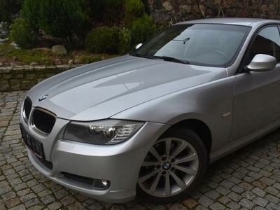 BMW Seria 3 E90-91-92-93 Limuzyna E90 316d 115KM 2010