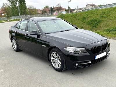 BMW Seria 5 F10-F11 Limuzyna Facelifting 528i 245KM 2015